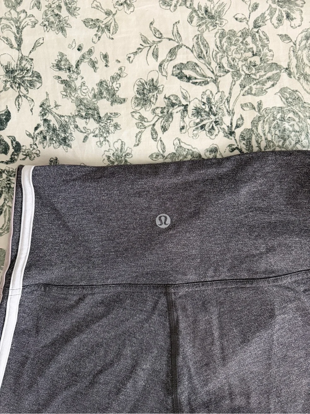 Lululemon Take A Hint 7/8 Tight *25